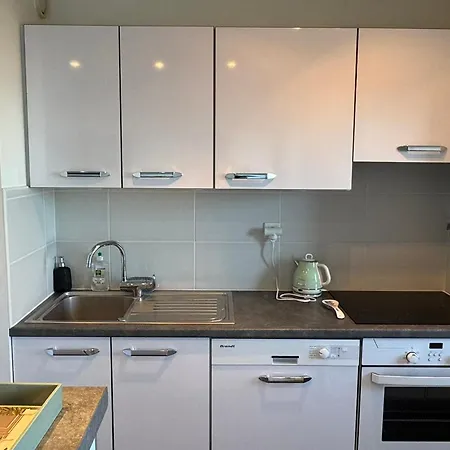 Apartment 3 Pieces Avec Acces Direct Et Wifi *